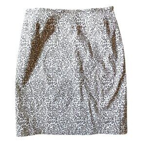 Pencil skirt white taupe grey leopard print